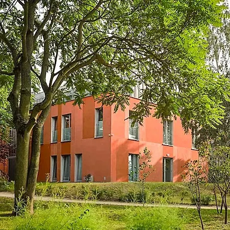 Chummy House