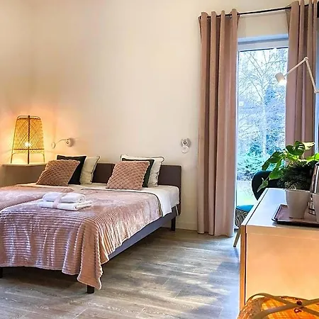 Chummy House Apartmanhotel